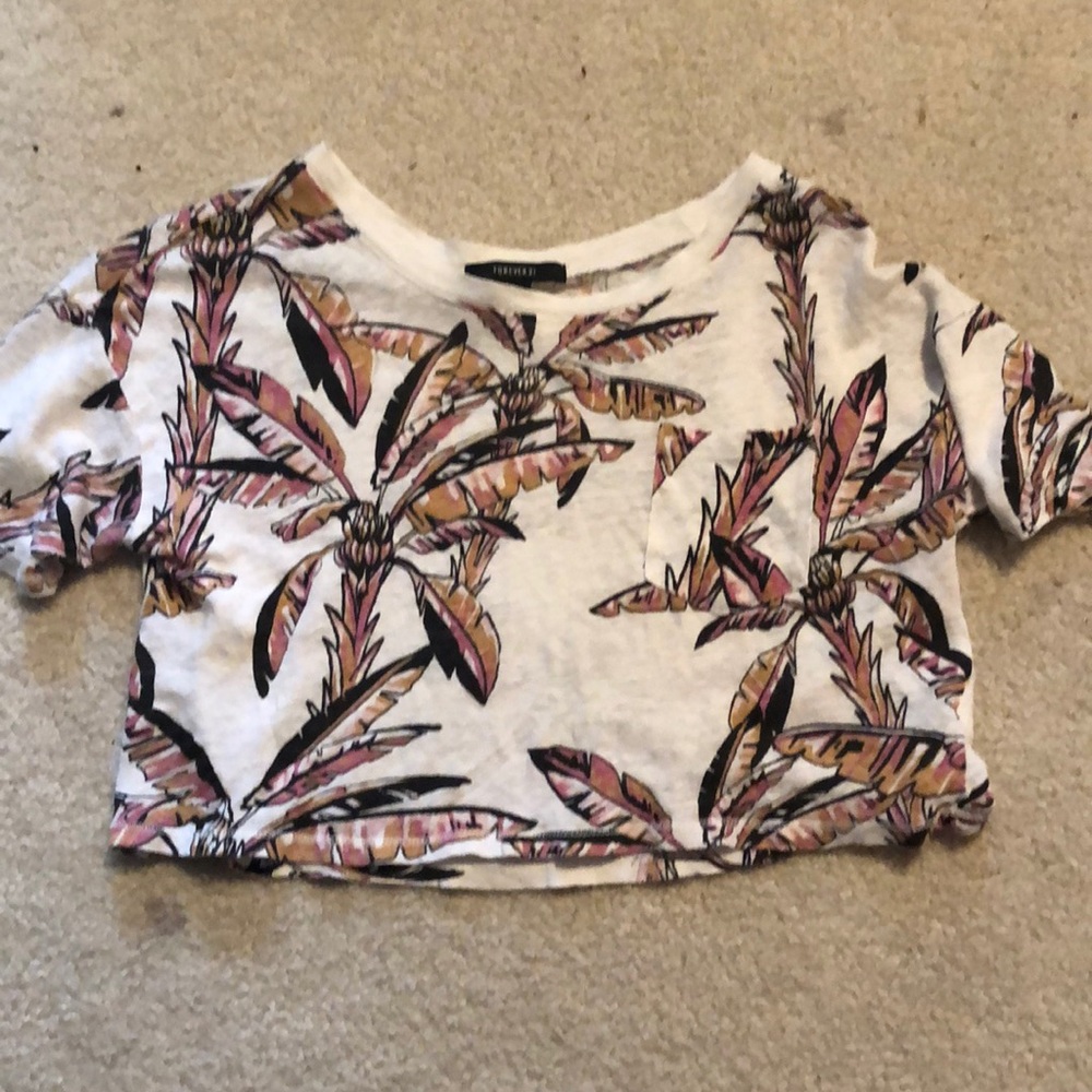 Forever 21 t- shirt